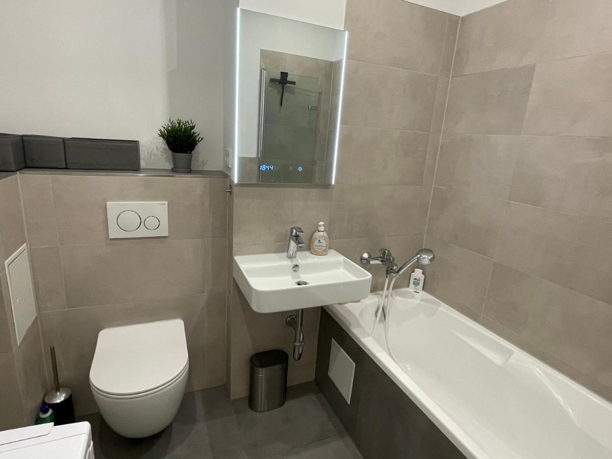 Zentrumsnahe Leipzig-Apartments, Nahe Ufz Und Bmw Inkl Parkplatz Und Fahrraeder מראה חיצוני תמונה
